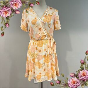 Sienna Sky Orange and Cream Floral Mini v-neck fake wrap Dress size XS